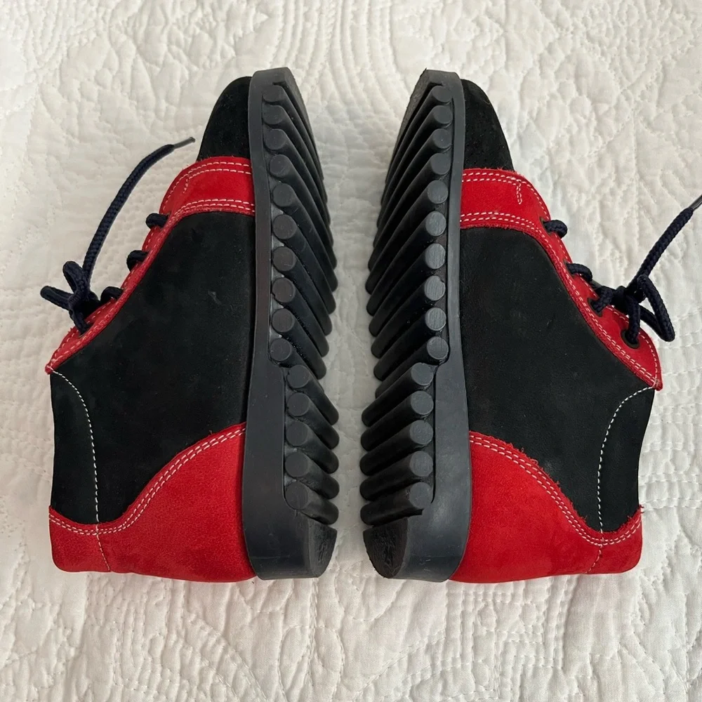 NEVER WORN! Italian Kicket Kids Leather Shoes- Black & Red- Eur size 24 (7.5 US)